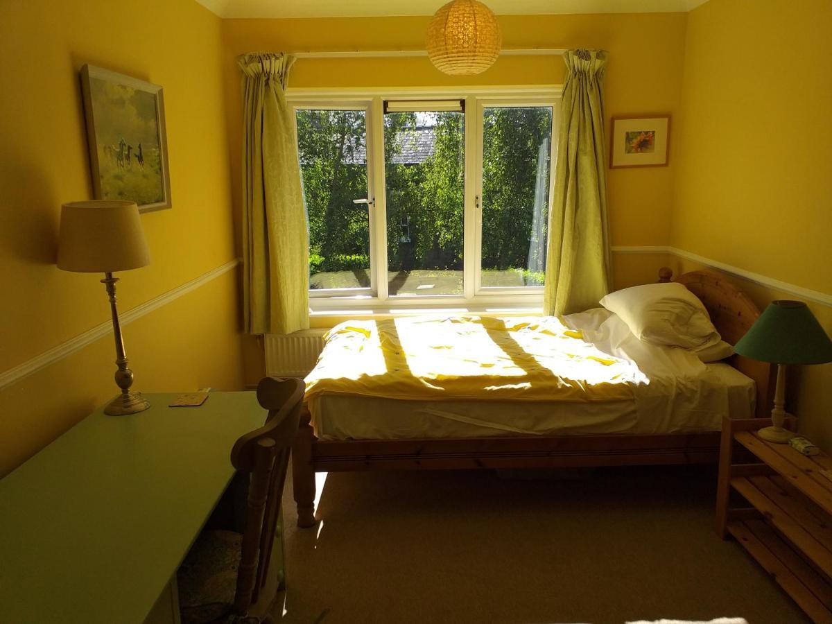City Centre Double Room With A View, With Parking, Desk & Kitchenette 诺里奇 外观 照片