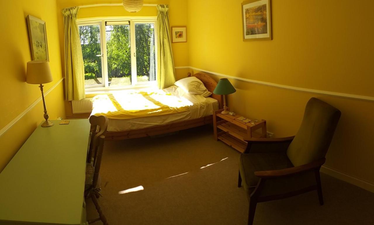 City Centre Double Room With A View, With Parking, Desk & Kitchenette 诺里奇 外观 照片